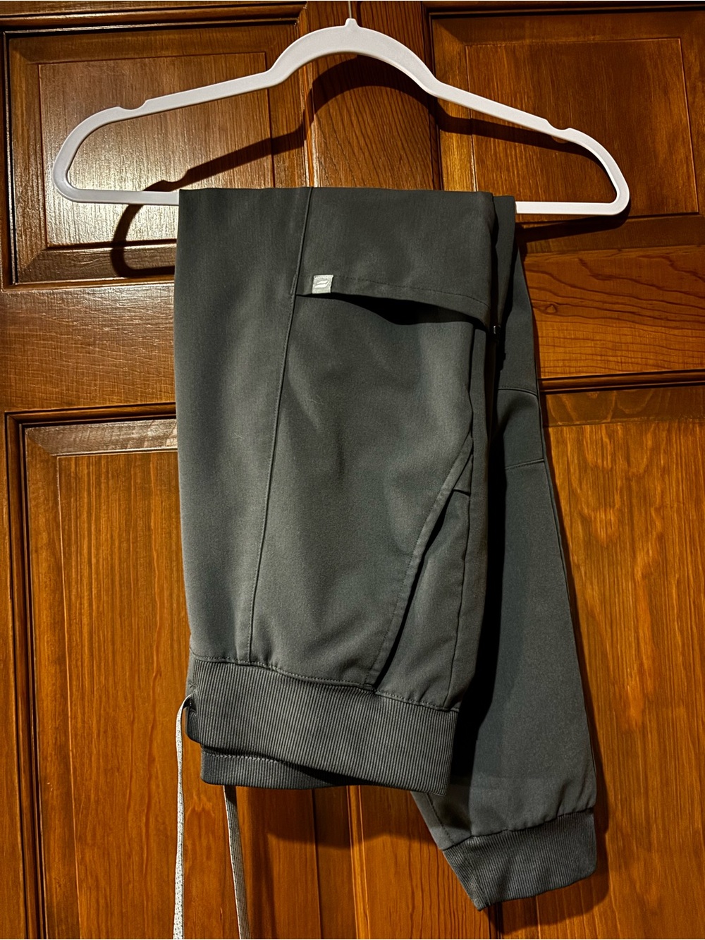 Women’s Gray Jogger scrubs with matching top set!